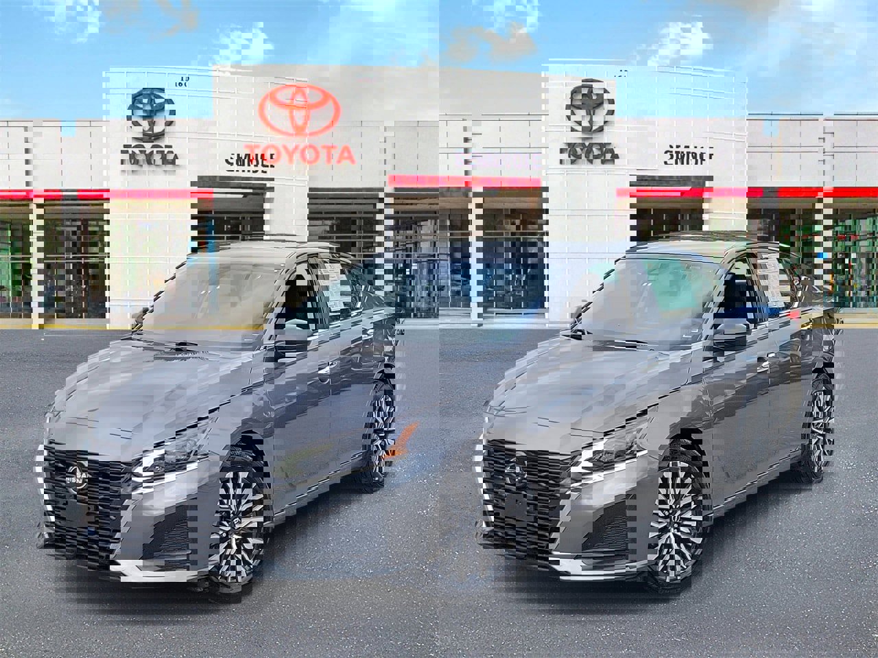 Used 2024 Nissan Altima 2.5 SV