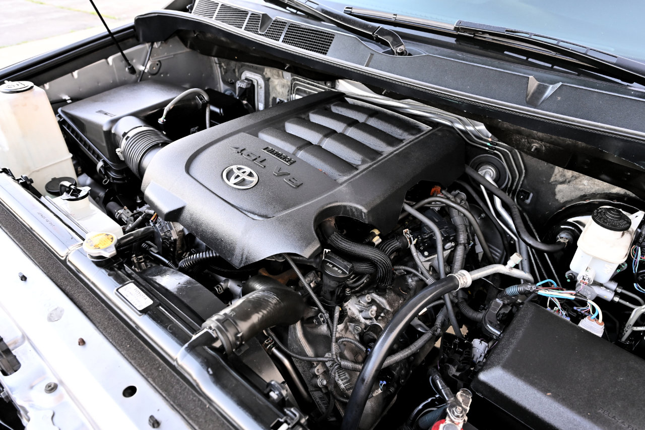 Used 2012 Toyota Tundra 2WD Double Cab image 32