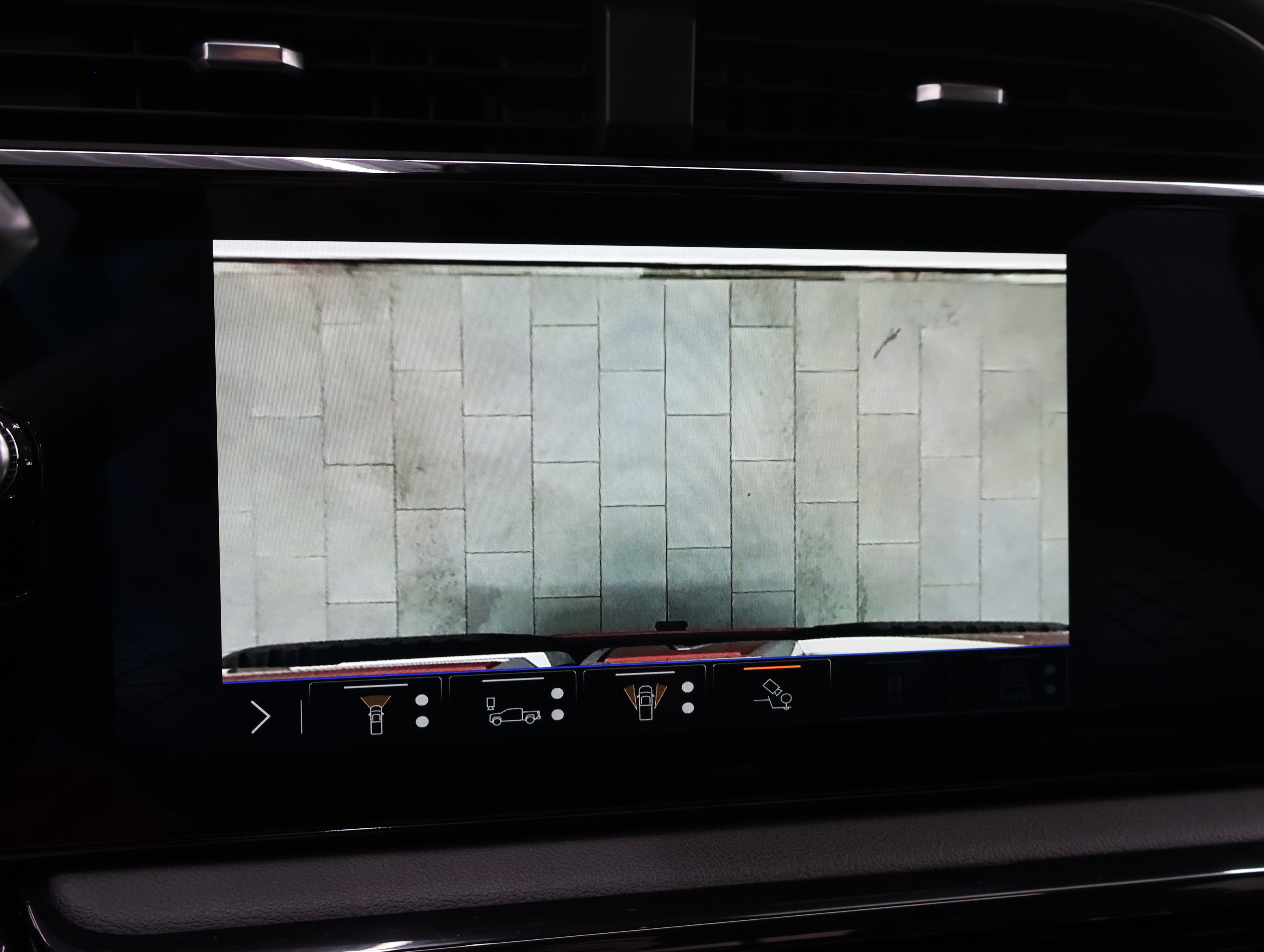 Used 2025 GMC Sierra 2500 AT4 w/ AT4 Premium Plus Package AWD/4WD image 23