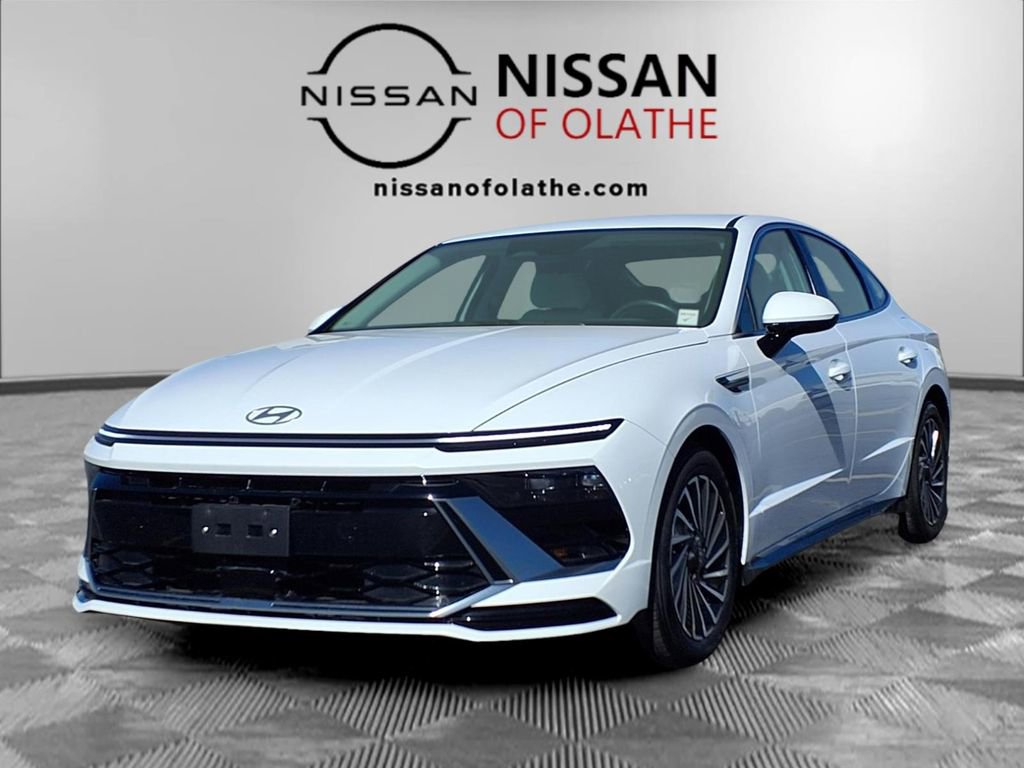 Used 2025 Hyundai Sonata SEL image 1