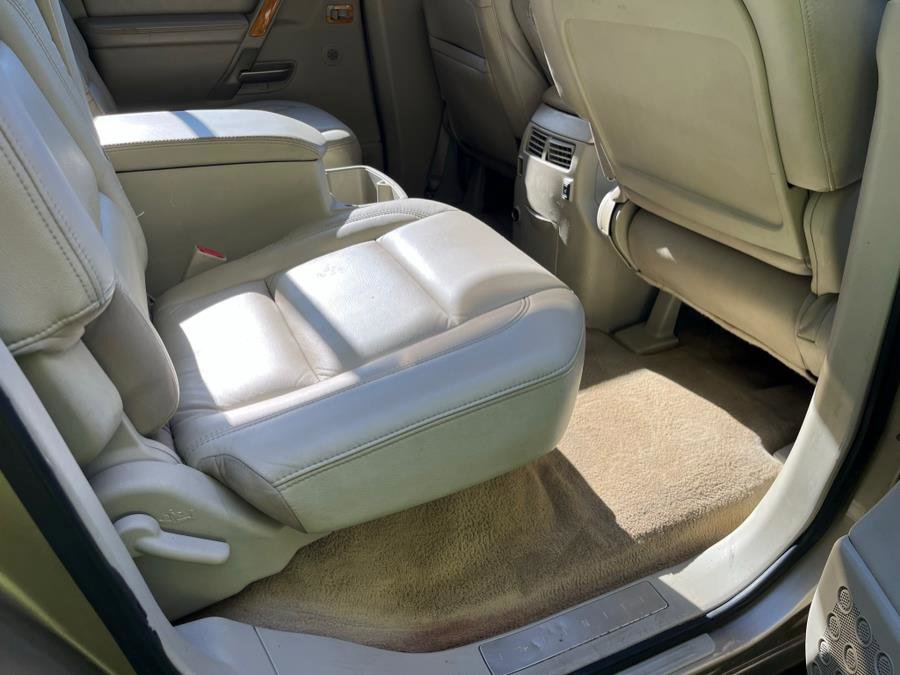 Used 2004 INFINITI QX56 4WD w/ Smart Vision Pkg image 24