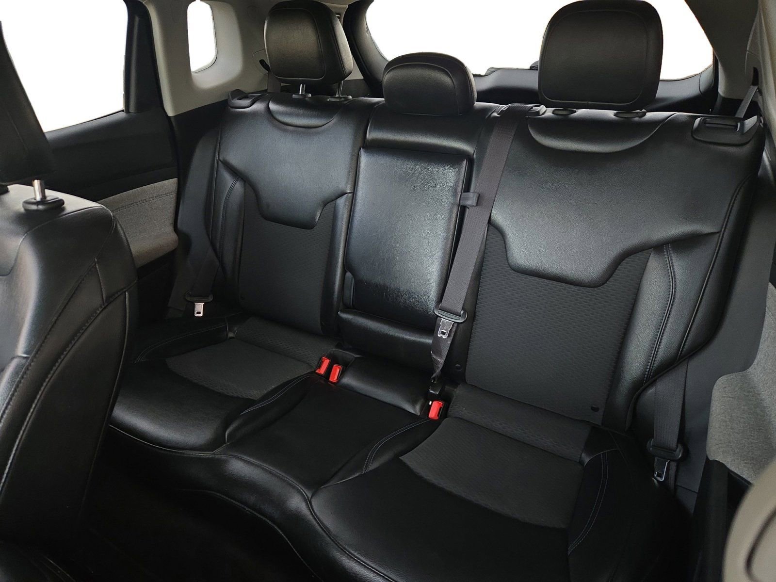 Certified 2022 Jeep Compass Latitude image 13