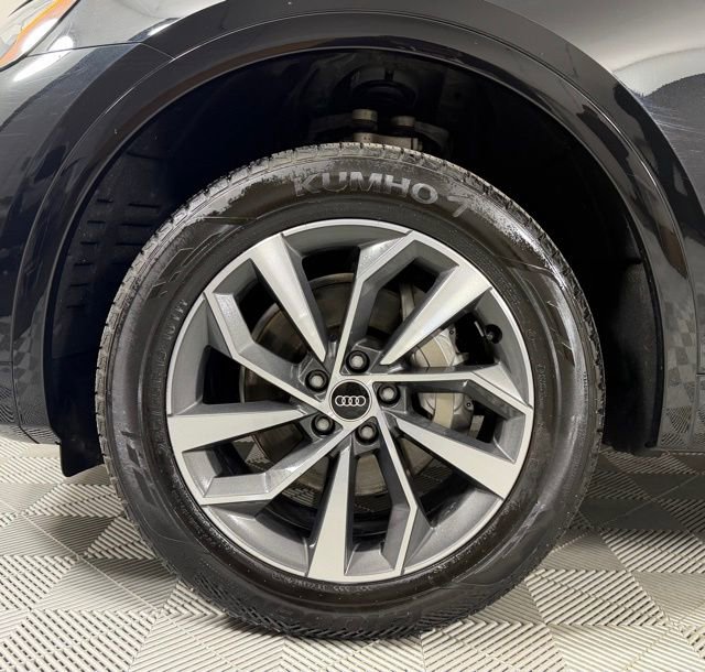Used 2023 Audi Q5 2.0T Premium Plus w/ Premium Plus Package image 9
