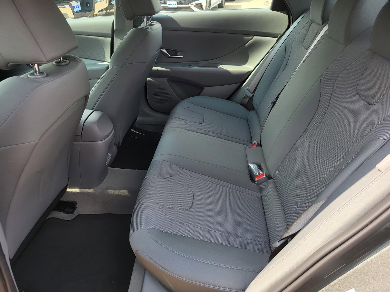 New 2026 Hyundai Elantra SE image 8