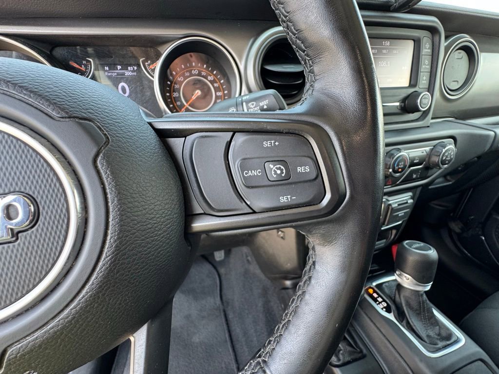 Used 2021 Jeep Gladiator Willys image 24