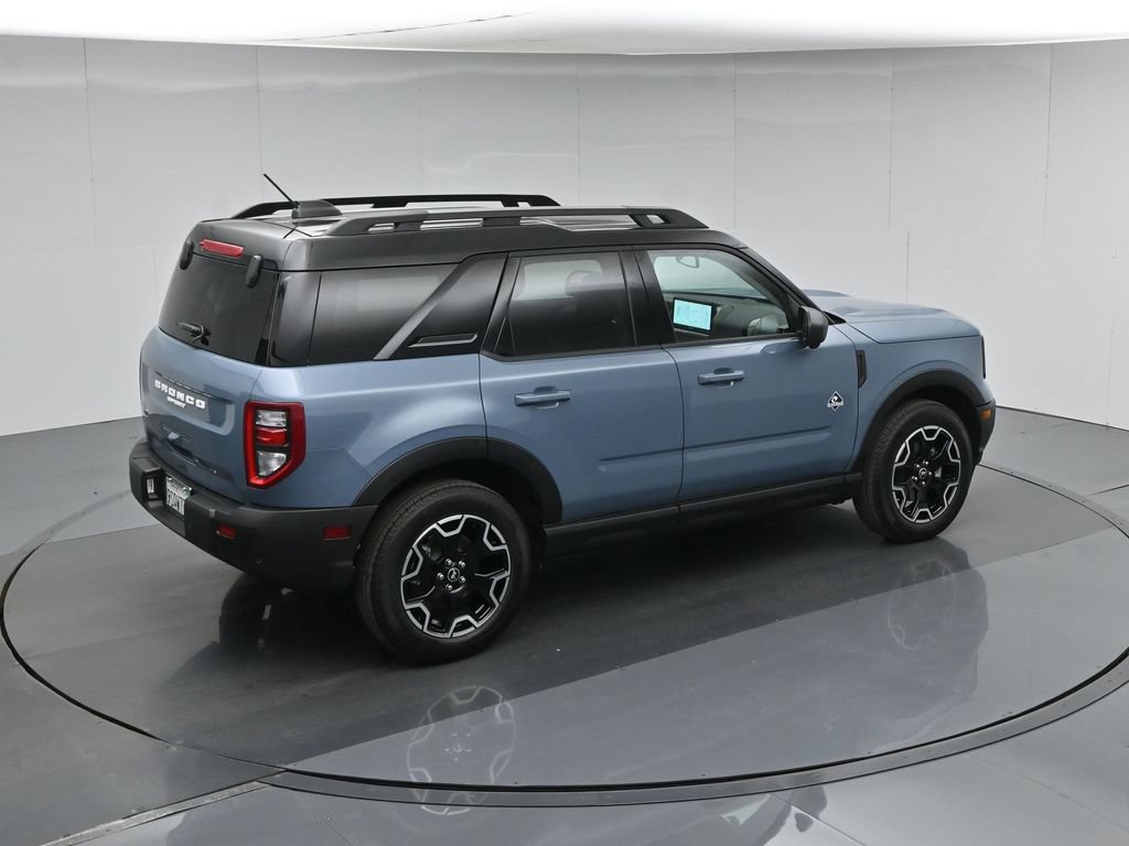 Used 2025 Ford Bronco Sport Outer Banks w/ Outer Banks Tech Package+ AWD/4WD image 43