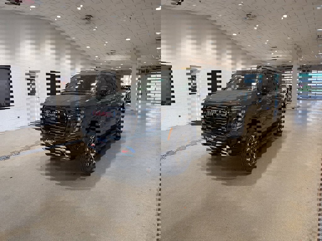 New 2026 GMC Yukon XL AT4 w/ LPO, Floor Liner Package image 2