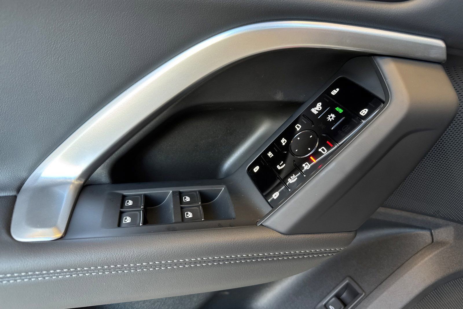 New 2025 Audi Q5 Premium Plus image 8