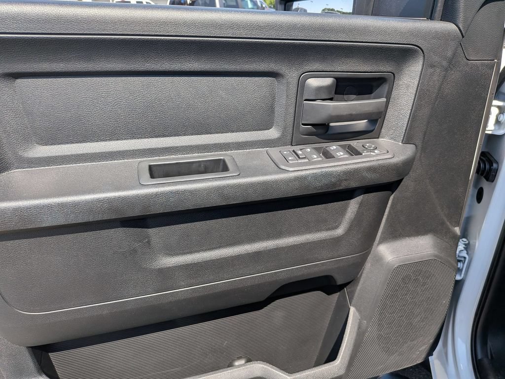 New 2026 RAM 5500 Tradesman w/ Chrome Appearance Group AWD/4WD image 10