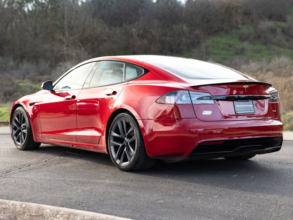 Used 2022 Tesla Model S Plaid image 6
