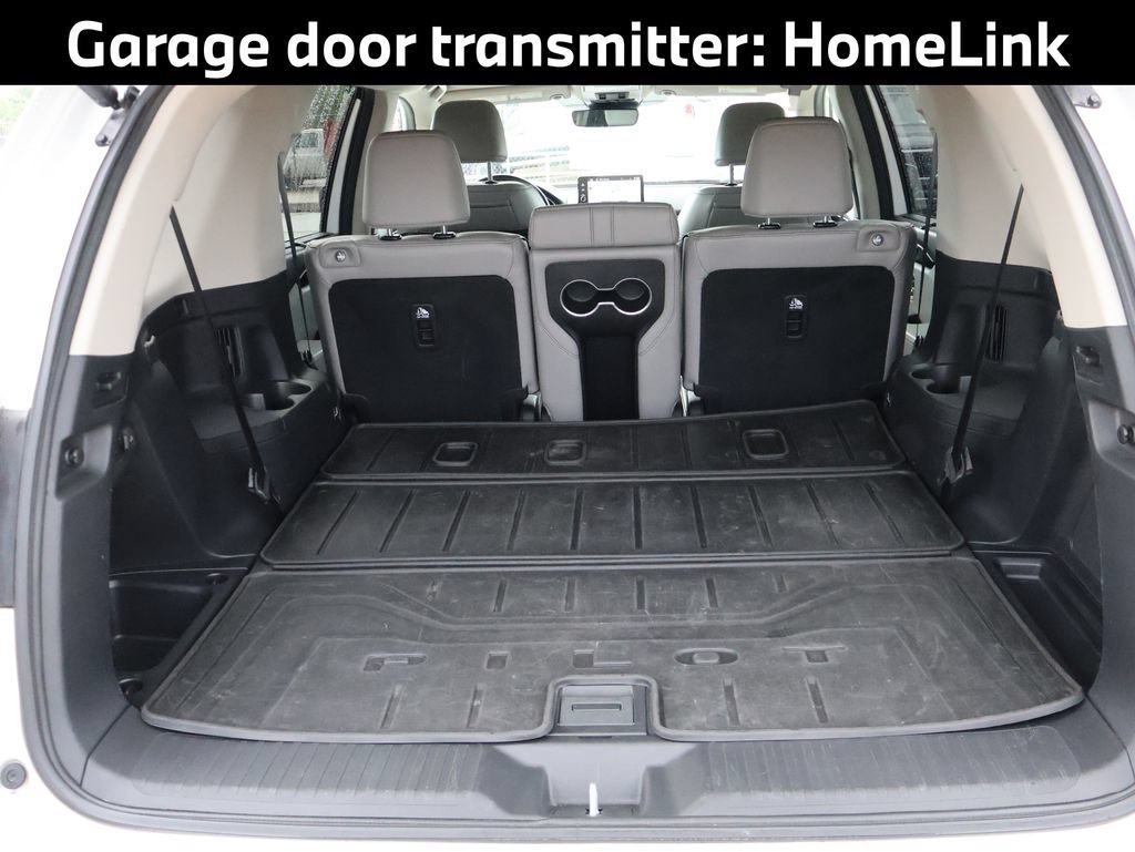 Used 2025 Honda Pilot Elite image 17