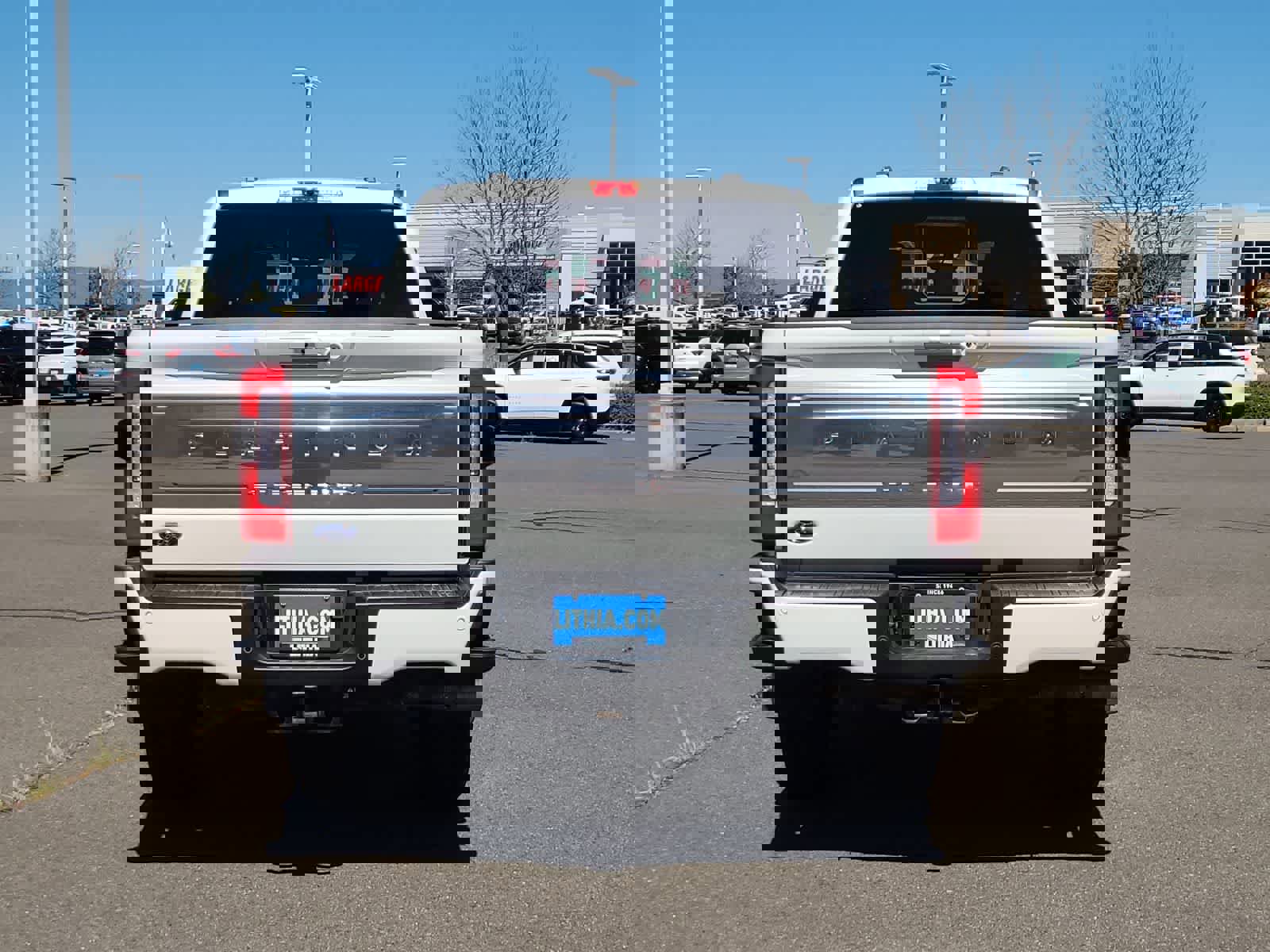 Used 2024 Ford F350 Platinum AWD/4WD image 13