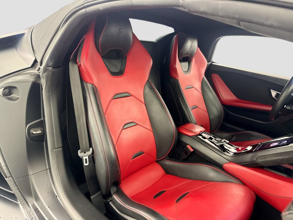 Used 2021 Lamborghini Huracan EVO RWD image 28