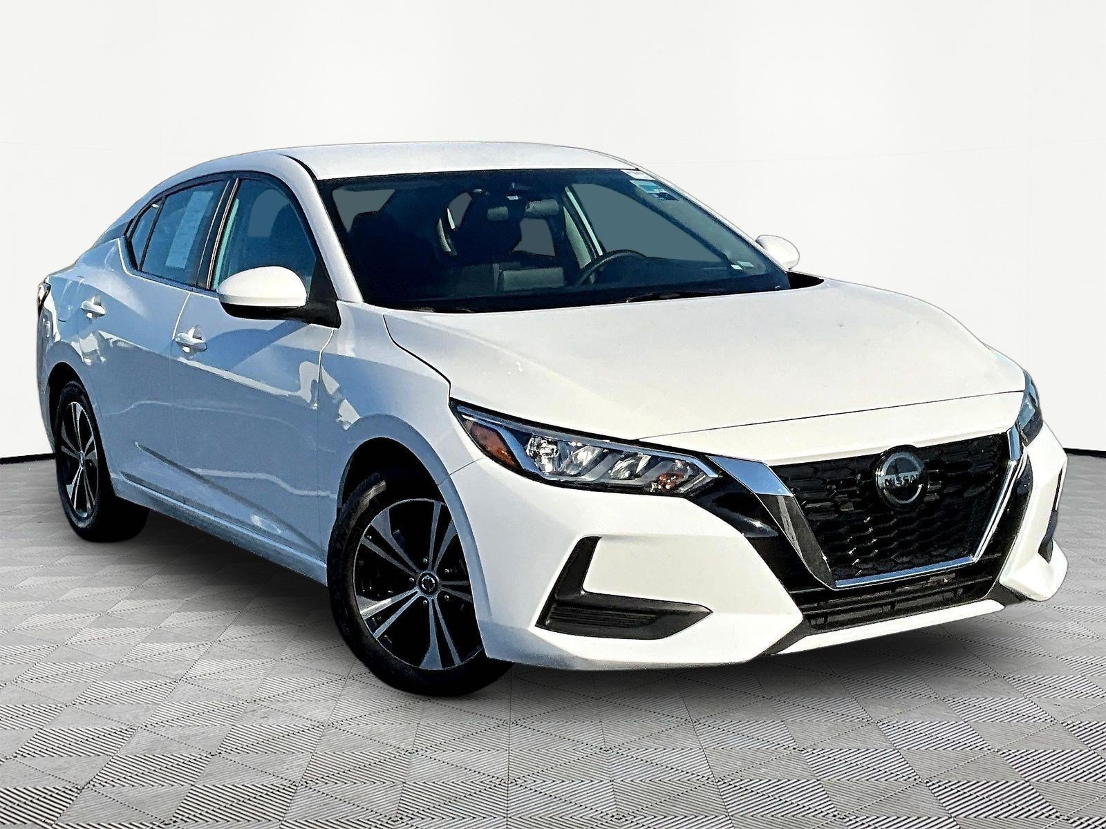 Used 2023 Nissan Sentra SV FWD image 3