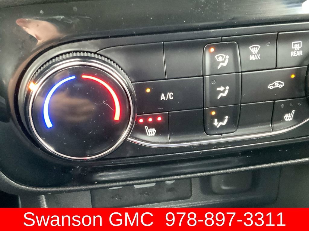 Used 2023 Buick Encore GX Preferred w/ Cold Weather Comfort Package AWD/4WD image 34