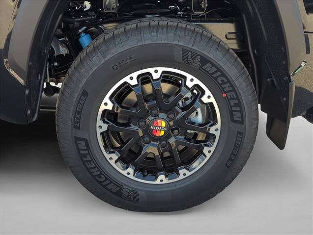 Used 2026 Toyota Tundra SR5 AWD/4WD image 9
