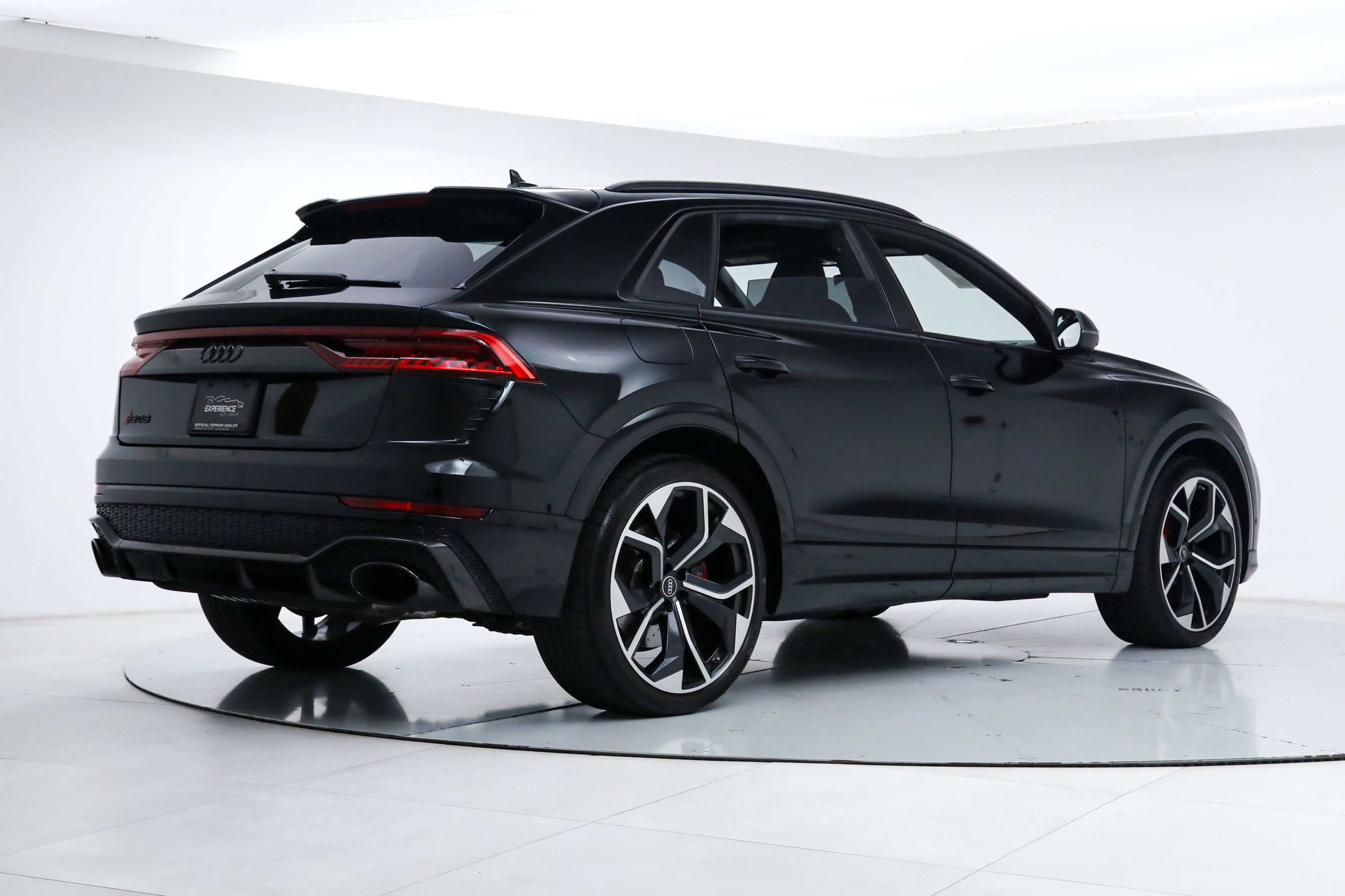 Used 2024 Audi RS Q8 AWD/4WD image 5