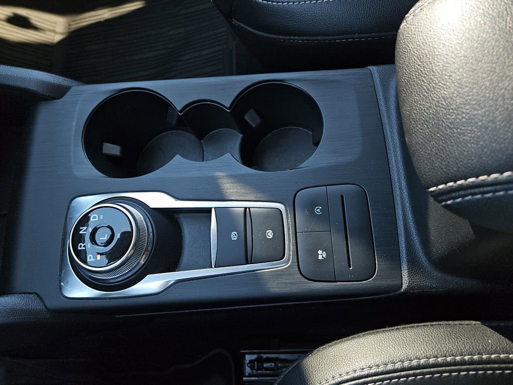 Used 2022 Ford Escape SEL image 25