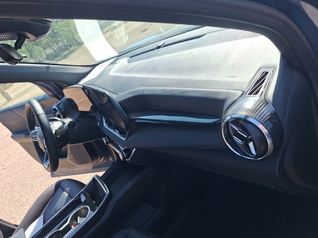 Certified 2025 Chevrolet Equinox LT w/ Convenience Package II image 21