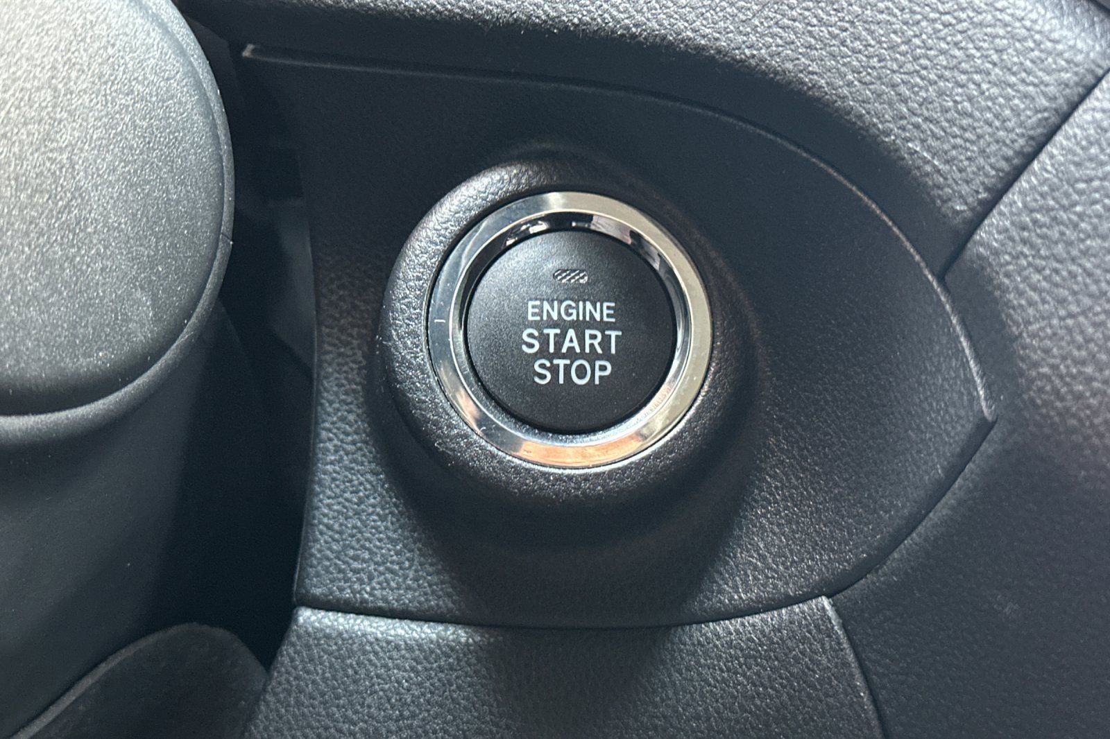 Used 2023 Subaru Ascent Touring image 32