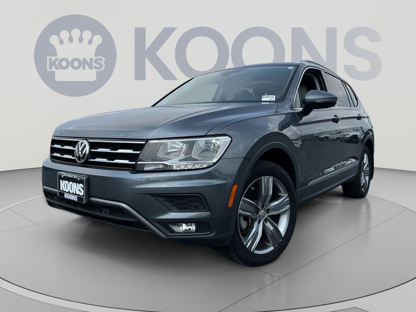 Used 2021 Volkswagen Tiguan SE AWD/4WD image 1