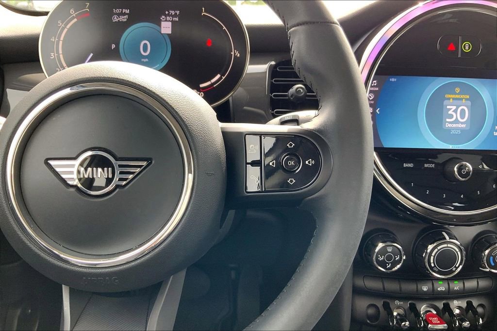 Certified 2024 MINI Cooper 4-Door Hardtop image 20