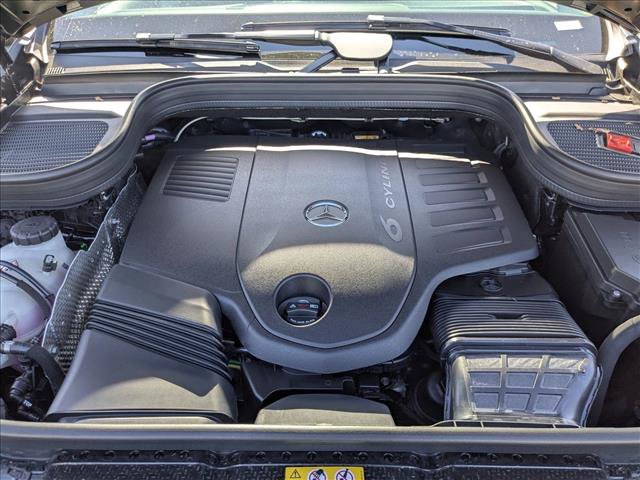 New 2026 Mercedes-Benz GLS 450 4MATIC image 17