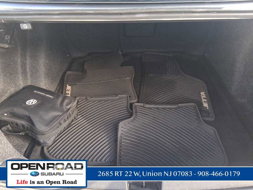 Used 2016 Volkswagen Jetta SEL image 9