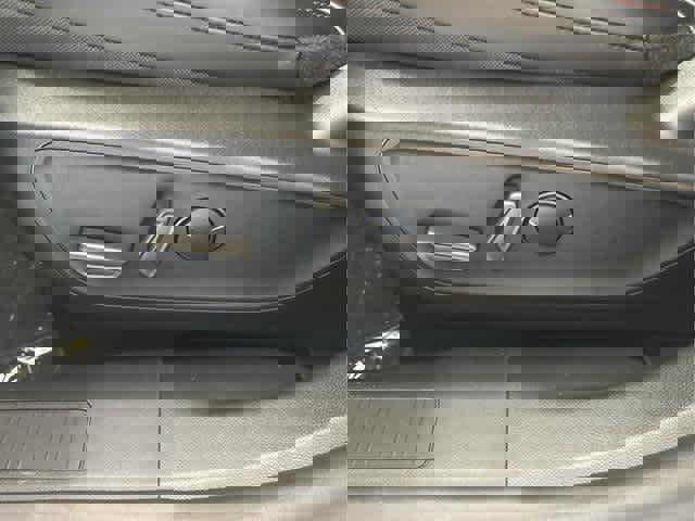 New 2025 Ford Escape ST-Line w/ Tech Pack #1 image 13