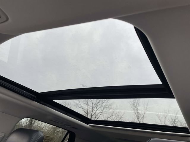 Used 2025 Ford Expedition Platinum image 16