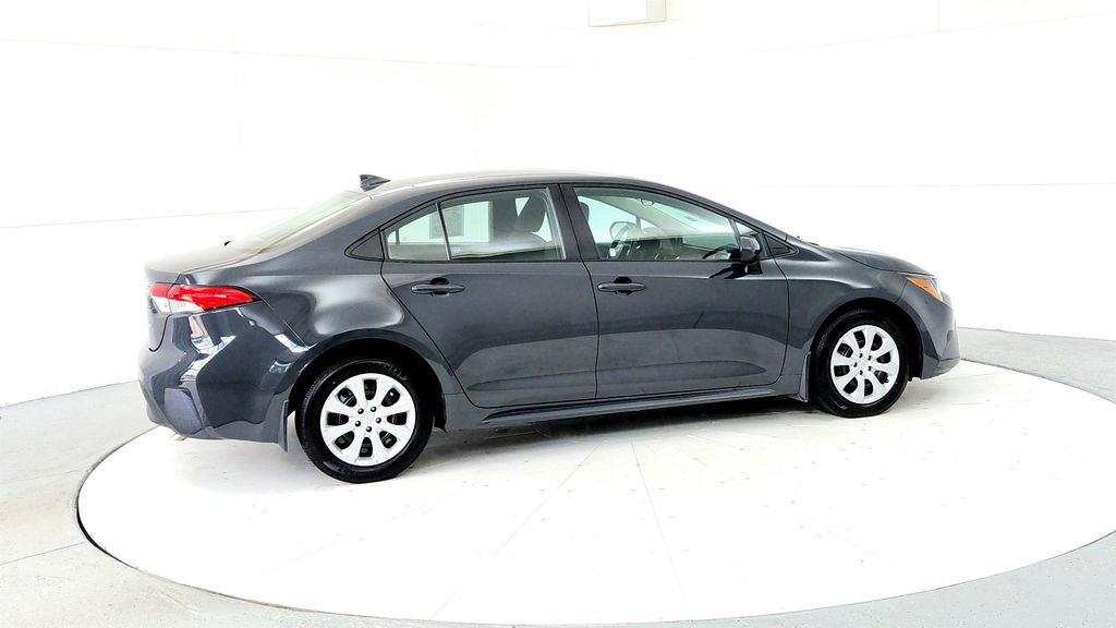 Used 2024 Toyota Corolla LE FWD image 6