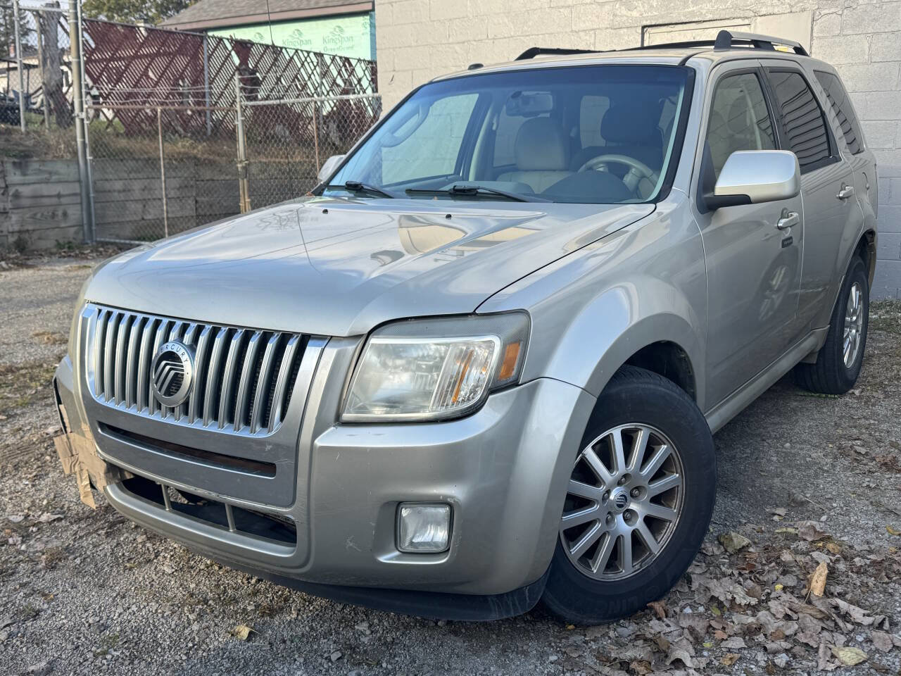 Used 2010 Mercury Mariner Premier image 2