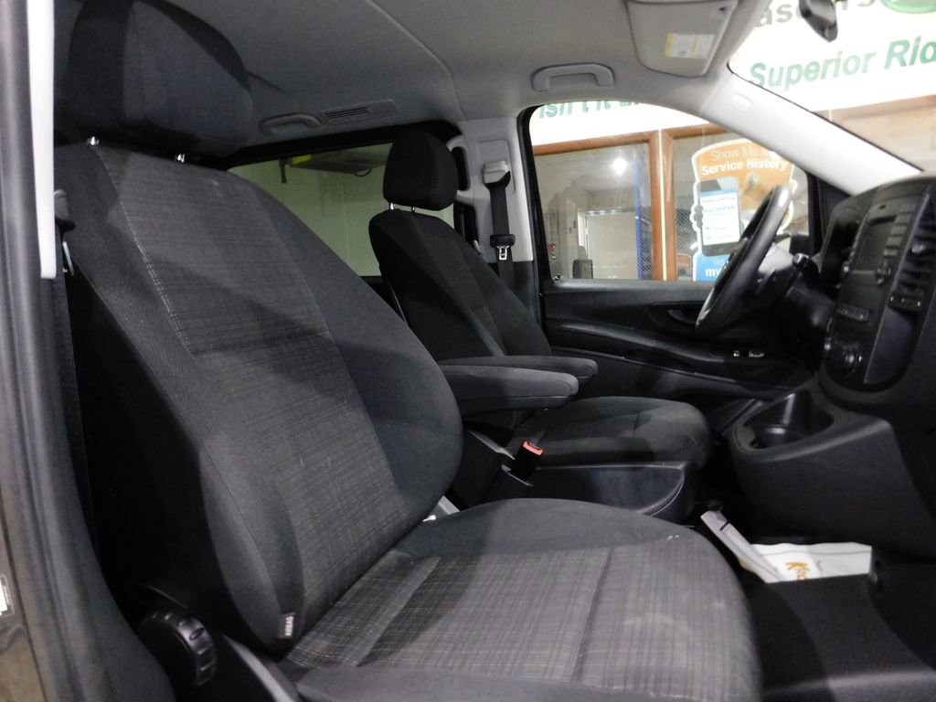 Used 2019 Mercedes-Benz Metris Passenger image 75
