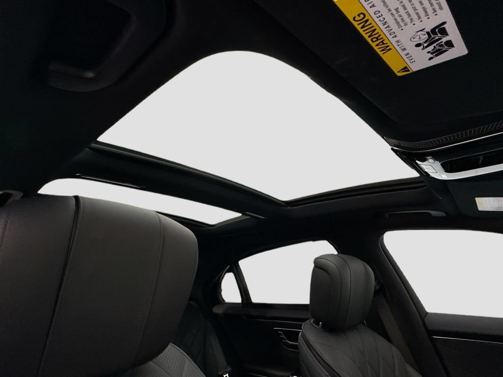 Certified 2025 Mercedes-Benz S 580 4MATIC Sedan image 17