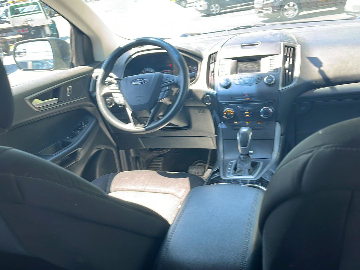 Used 2016 Ford Edge SE FWD image 26