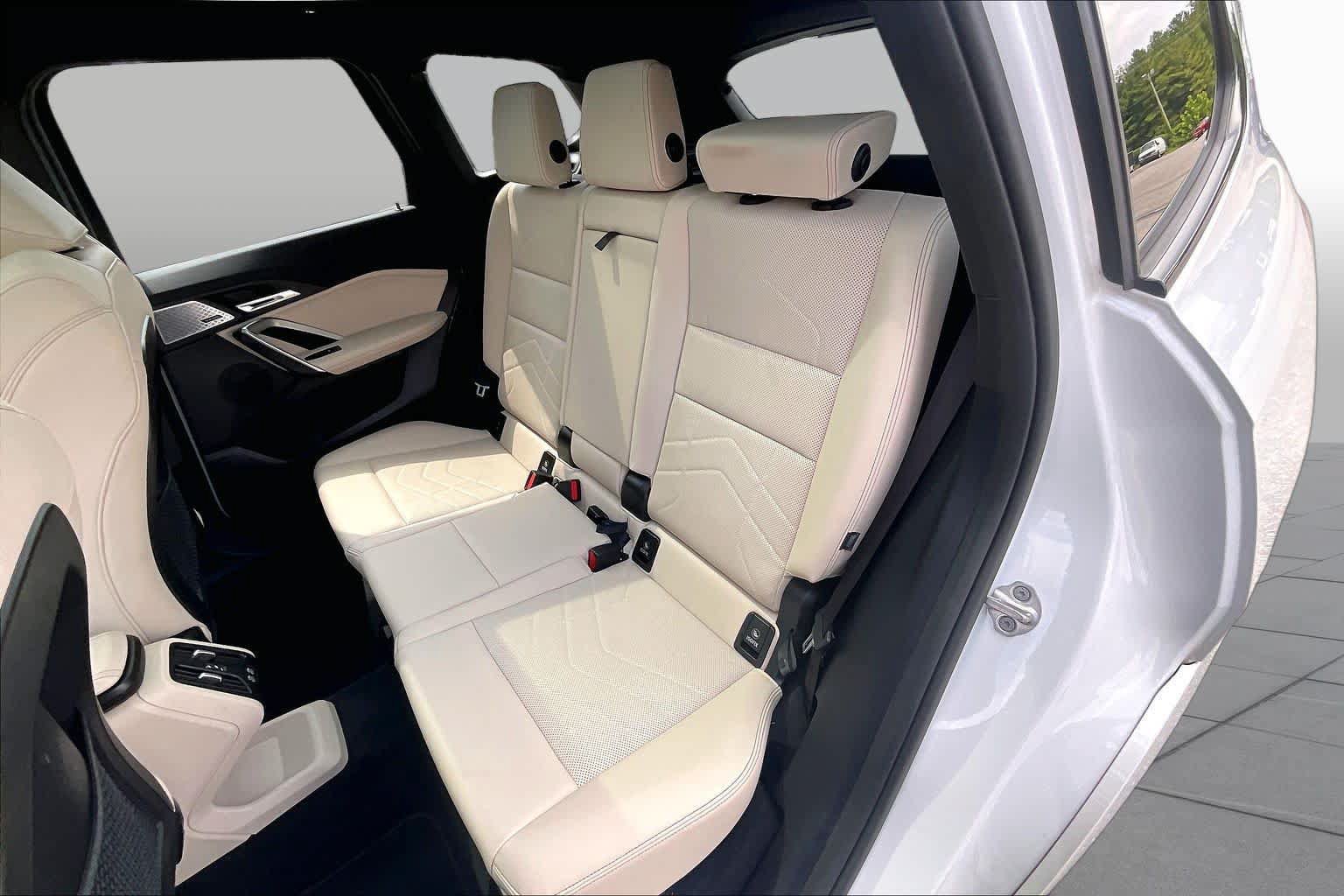 Used 2023 BMW X1 xDrive28i w/ Premium Package AWD/4WD image 21