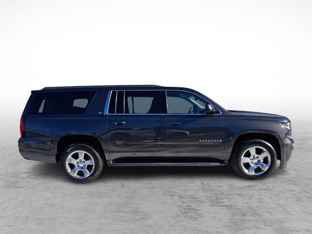 Used 2017 Chevrolet Suburban LT w/ Luxury Package image 7