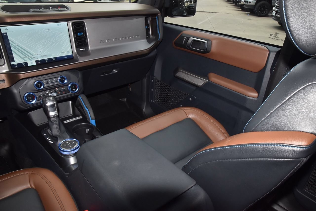 Used 2023 Ford Bronco Outer Banks AWD/4WD image 17