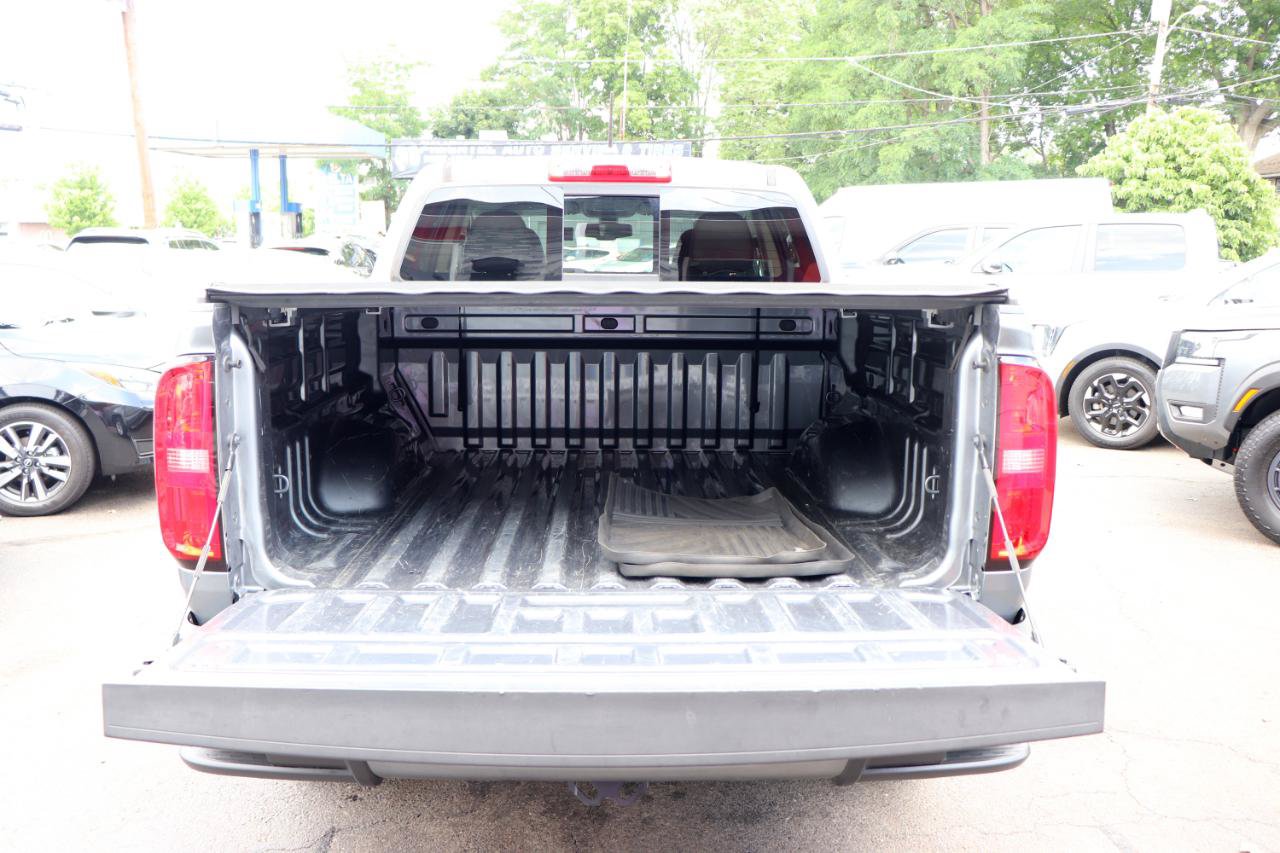 Used 2022 Chevrolet Colorado LT w/ LPO, Tonneau and Step Package AWD/4WD image 49