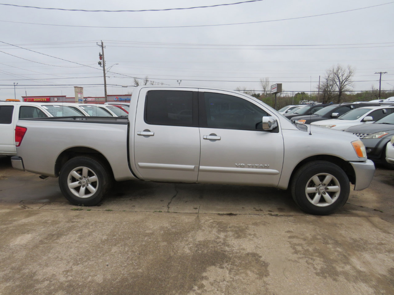 Used 2008 Nissan Titan SE image 4