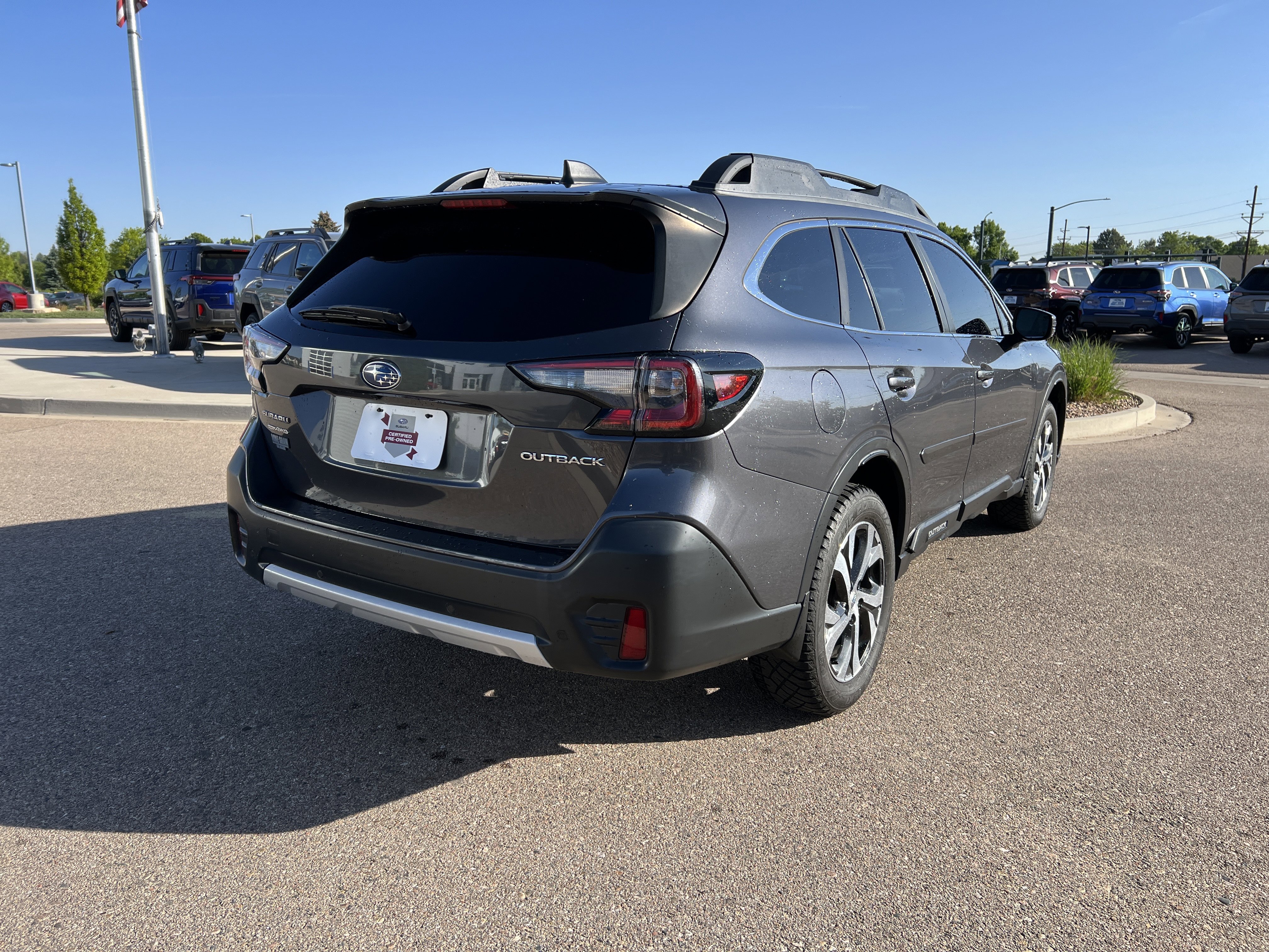 Used 2022 Subaru Outback Limited AWD/4WD image 10