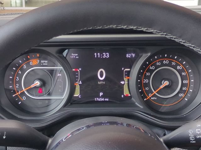 Used 2026 Jeep Wrangler Unlimited Sahara AWD/4WD image 26
