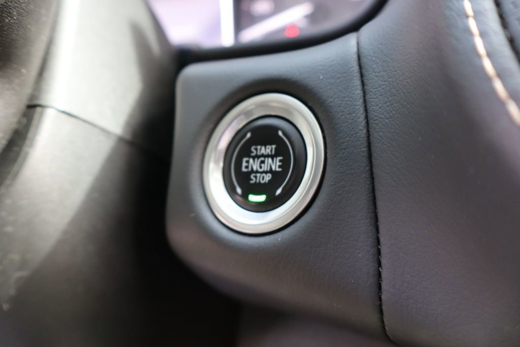 Used 2021 GMC Yukon SLT w/ Rear Media and Nav Package image 22