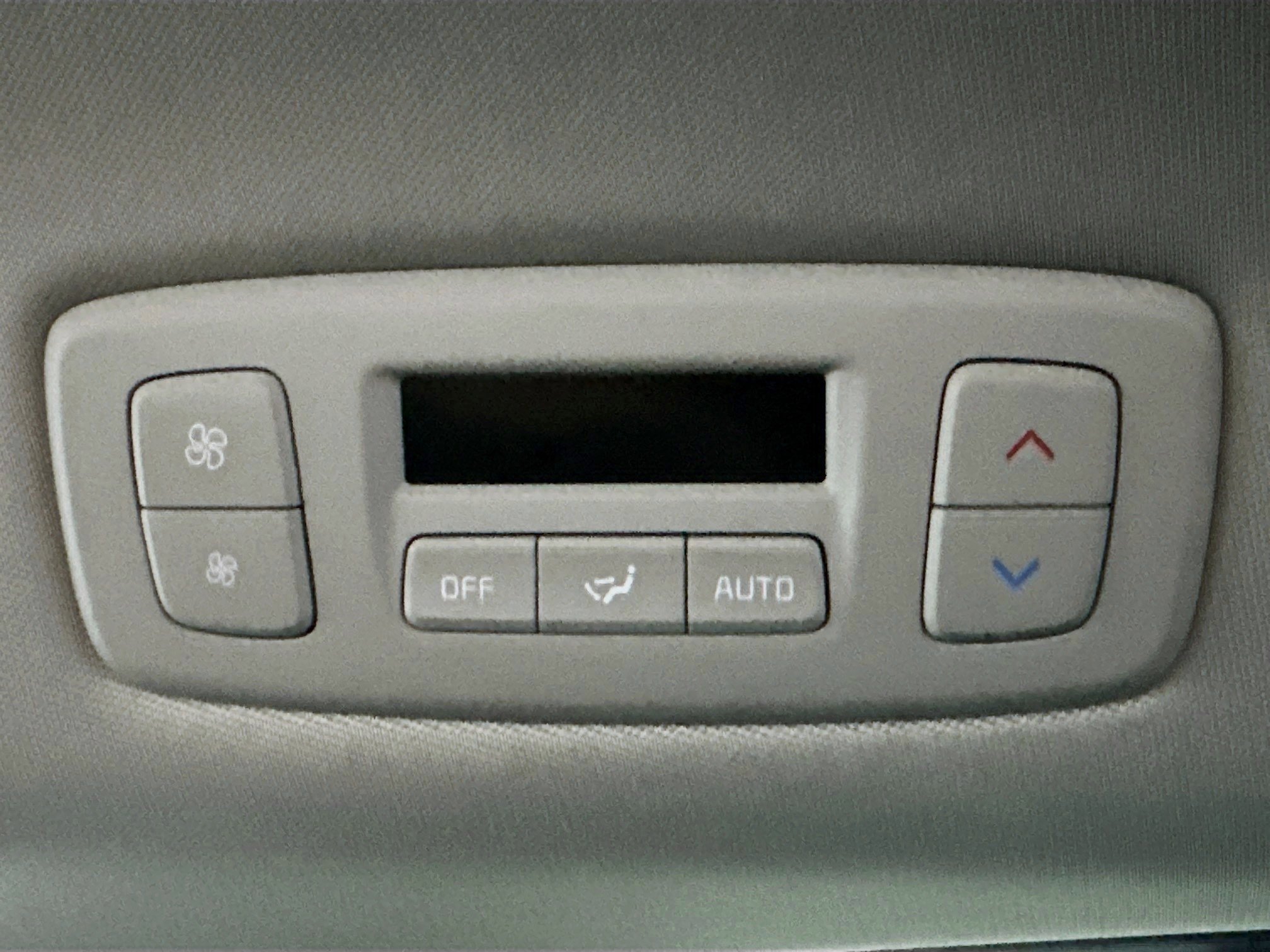 Used 2025 Kia Carnival SX Prestige image 25