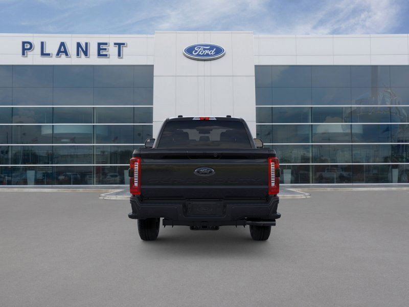 New 2025 Ford F250 Lariat w/ Black Appearance Package image 6