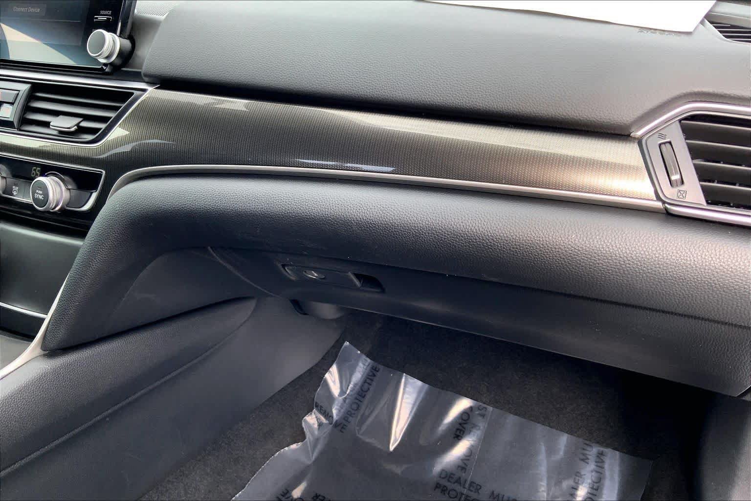 Used 2020 Honda Accord Sport image 18