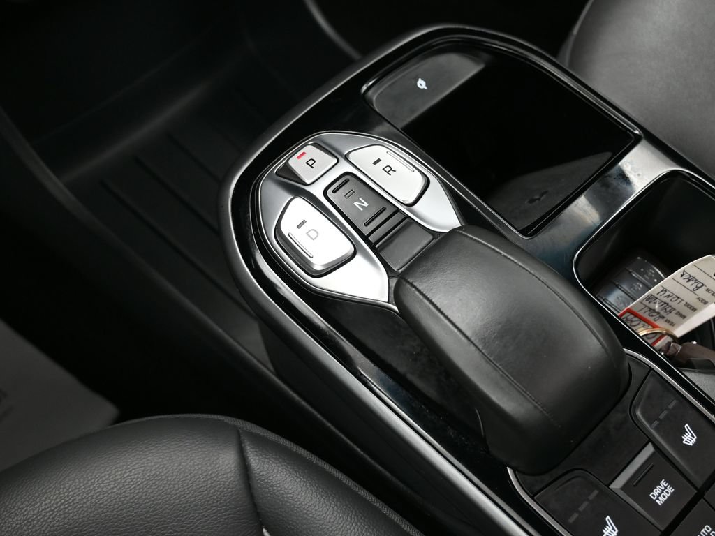 Used 2021 Hyundai Ioniq Limited FWD image 27