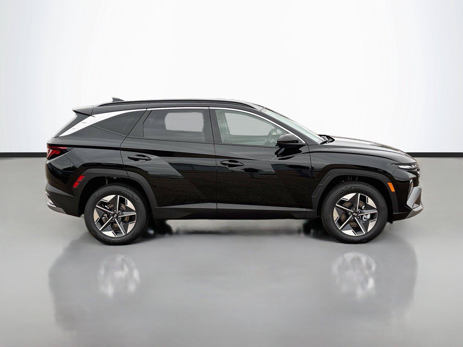 New 2026 Hyundai Tucson SEL AWD/4WD image 17
