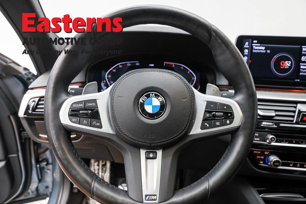 Used 2022 BMW 530i xDrive w/ M Sport Package image 10