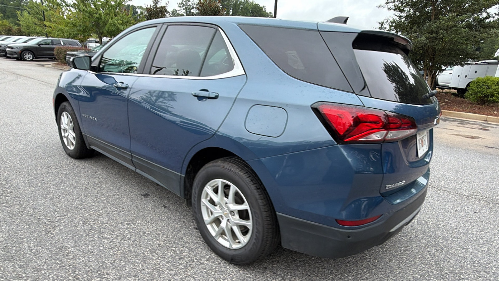 Used 2024 Chevrolet Equinox LT AWD/4WD image 10